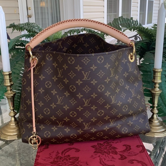 Louis Vuitton, Bags, Brand Newtrade Louis Vuitton Carmel Noir